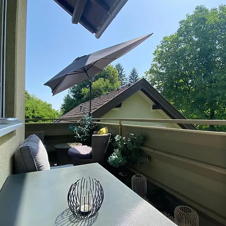 Efeunest - Stilvolles Mit Balkon Lejlighed *