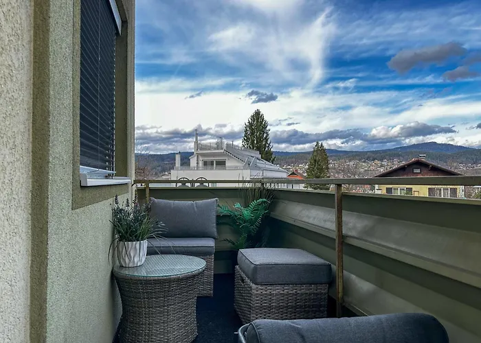 Apartament Efeunest - Stilvolles Mit Balkon Velden am Wörthersee